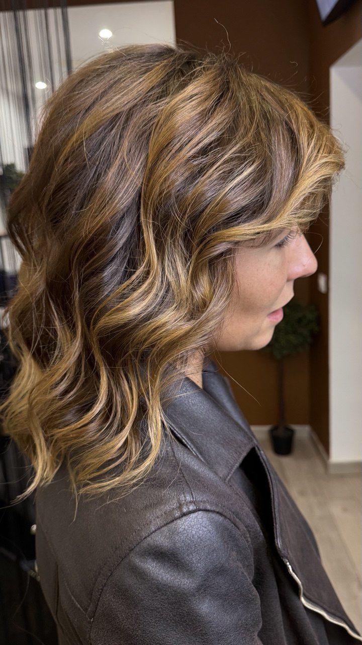 Balayage con ondas · Creazioni Hair Salon